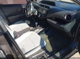 TOYOTA PRIUS C ONE JTDKDTB39F1111784 снимка