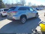 Toyota Highlander Xle V6 5TDJKRFH8ES027533 photo