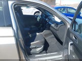 VOLKSWAGEN TIGUAN 2.0T SE/2.0T SE R-LINE BLACK/2.0T SEL 3VV2B7AX5MM113633 снимка