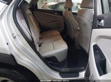HYUNDAI TUCSON SE KM8J3CA49HU266177 снимка