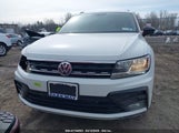 VOLKSWAGEN TIGUAN 2.0T SE/2.0T SE R-LINE BLACK/2.0T SEL 3VV2B7AX4LM106638 снимка