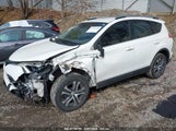 TOYOTA RAV4 LE JTMZFREV8JJ187790 снимка