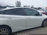 TOYOTA PRIUS TWO JTDKBRFU1H3542395 снимка