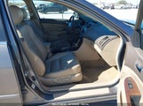 HONDA ACCORD 3.0 EX 1HGCM66837A033954 снимка