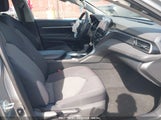 TOYOTA CAMRY LE 4T1C11AK0NU625137 fotografie