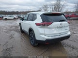 NISSAN ROGUE SV INTELLIGENT AWD 5N1BT3BB9RC756496 fotografie