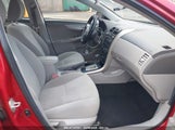 TOYOTA COROLLA LE 1NXBU4EE3AZ380787 снимка