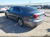 VOLKSWAGEN PASSAT 1.8T LIMITED EDITION 1VWAS7A38FC116213 photo