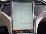Tesla Model S 70D/85D/P85D 5YJSA1H20FF086406 fotografie