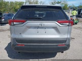 TOYOTA RAV4 LE 2T3H1RFVXRC300842 снимка