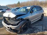 VOLKSWAGEN TIGUAN 2.0T SE R-LINE BLACK 3VV8B7AXXNM156120 fotografie