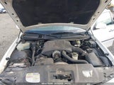 LINCOLN TOWN CAR CARTIER 1LNFM83W3WY611143 photo