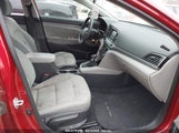 HYUNDAI ELANTRA SE 5NPD84LF9HH072833 снимка