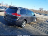 TOYOTA SIENNA LE V6 5TDKK3DC4BS171391 снимка