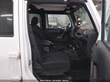 JEEP WRANGLER UNLIMITED SPORT 1C4BJWDG9GL161763 photo