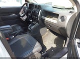 JEEP COMPASS LATITUDE 1C4NJDEB7GD662746 снимка