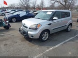 KIA SOUL + KNDJT2A27B7345608 снимка