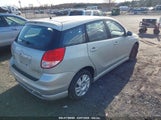 TOYOTA MATRIX XR 2T1KR32E73C068816 fotografie