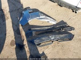 TOYOTA COROLLA LE 5YFBURHE6JP828403 снимка