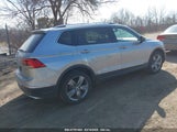 VOLKSWAGEN TIGUAN 2.0T SE/2.0T SE R-LINE BLACK/2.0T SEL 3VV2B7AX7LM170575 снимка