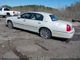 LINCOLN TOWN CAR SIGNATURE LIMITED 1LNHM82W65Y608259 photo