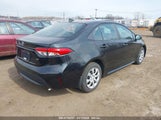 TOYOTA COROLLA LE 5YFEPRAE2LP134700 снимка