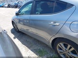 HYUNDAI ELANTRA SE 5NPD84LF5HH068620 снимка