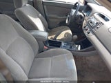 TOYOTA CAMRY LE 4T1BE32K42U054130 снимка