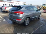 HYUNDAI TUCSON SE KM8J2CA40JU792478 снимка