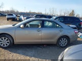 TOYOTA CAMRY XLE V6 4T1BK46K29U588472 photo
