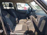 JEEP PATRIOT LATITUDE 1C4NJPFB2FD157907 снимка