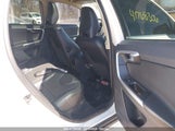VOLVO XC60 T6/T6 R-DESIGN YV4992DZ2A2028497 photo