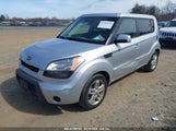 KIA SOUL + KNDJT2A20B7721615 снимка
