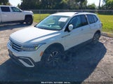 VOLKSWAGEN TIGUAN 2.0T S 3VV0B7AX1NM099058 снимка