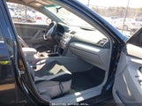 TOYOTA CAMRY LE 4T4BF3EK6AR061917 снимка