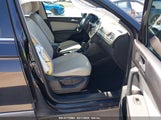 VOLKSWAGEN TIGUAN 2.0T SE/2.0T SEL 3VV3B7AX3JM064061 снимка