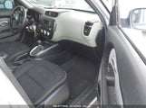 KIA SOUL + KNDJP3A57E7723144 снимка