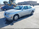 MERCEDES-BENZ E 320 4M WDBJF82J01X049651 снимка