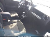 JEEP COMPASS SPORT 1C4NJCBA6FD185280 снимка