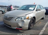TOYOTA CAMRY LE 4T1BE46K97U660305 снимка