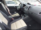VOLKSWAGEN TIGUAN 2.0T/2.0T S WVGBV7AX3HK020883 fotografie