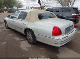 LINCOLN TOWN CAR SIGNATURE LIMITED 1LNHM82W87Y617483 снимка