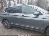 VOLKSWAGEN TIGUAN 2.0T SE/2.0T SEL/2.0T SEL R-LINE/2.0T SEL R-LINE BLACK 3VV2B7AXXKM082991 снимка