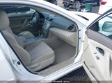 TOYOTA CAMRY LE 4T1BF3EK8BU728563 снимка