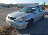 TOYOTA CAMRY XLE 4T1BE32K33U734909 снимка