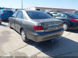 TOYOTA CAMRY LE 4T1BE32K25U977503 снимка