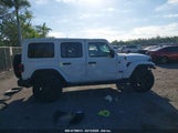 JEEP WRANGLER UNLIMITED SAHARA ALTITUDE 4X4 1C4HJXEG7LW259911 fotografie