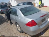 HONDA ACCORD 2.4 EX 1HGCM56777A076422 снимка