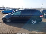 TOYOTA SIENNA LE V6 5TDKK3DC4BS141226 снимка