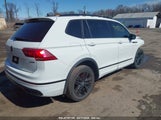 VOLKSWAGEN TIGUAN 2.0T SE R-LINE BLACK 3VV8B7AX1NM042720 снимка